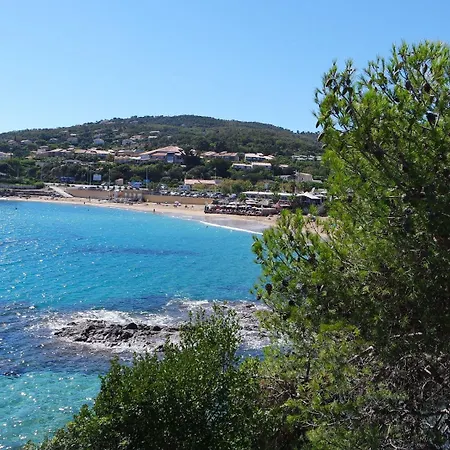 Perle De La Bed & Breakfast 4*