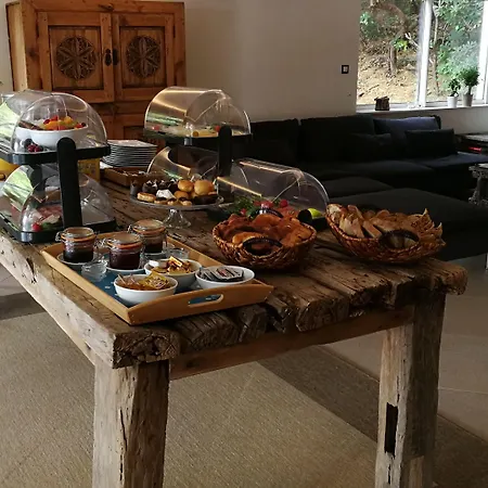 Bed & Breakfast Perle De La 4*