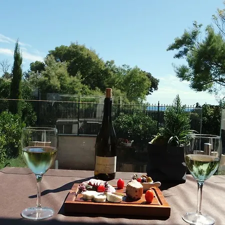 Couette-café Perle De La 4*