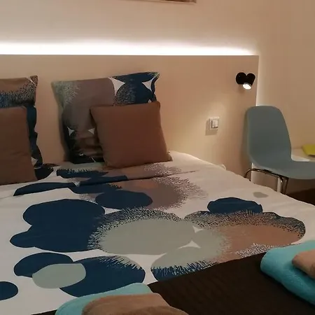 Perle De La Bed & Breakfast 4*
