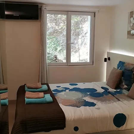 Perle De La Mer Bed & Breakfast *