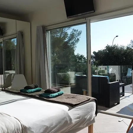 Perle De La Bed & Breakfast