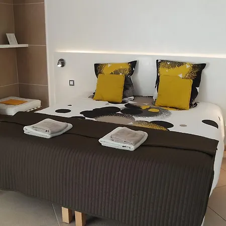 Nocleg ze śniadaniem Perle De La Saint Aygulf