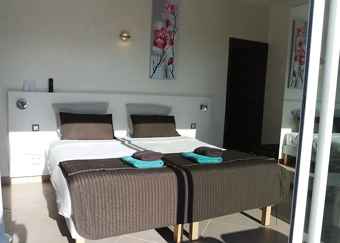 Perle De La Frühstückspension 4*